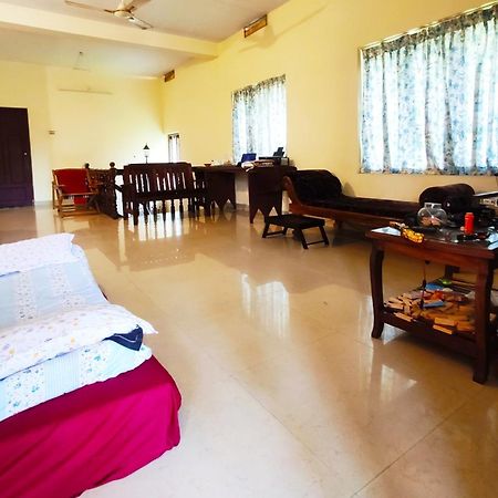 Happy Buddha Homestay Varkala Bagian luar foto